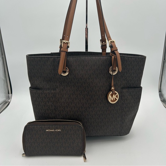Michael Kors Signature Logo Tote Bag and Wallet Set - Picture 1 of 16